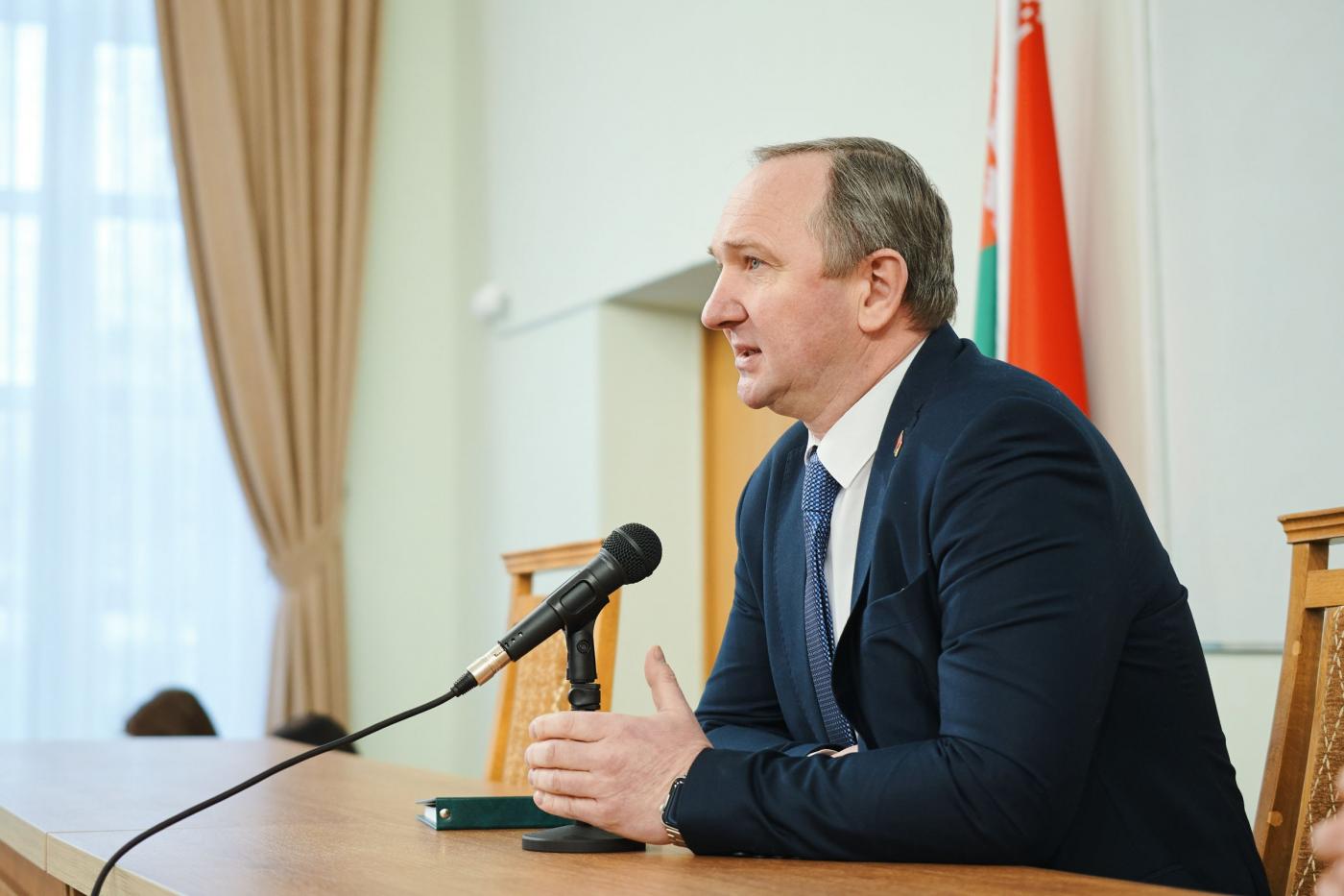 В БНТУ о важном: встреча студентов с ректором Сергеем Харитончиком